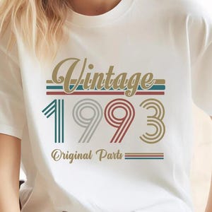 32nd Birthday Gifts Shirt, Vintage 1993 Birthday Shirts,32nd Birthday Gifts For Men, 32nd Birthday Gifts for Women, Classic 1993,1993 Shirt