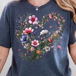 Flower Shirt, Flower Shirt Aesthetic, Floral Graphic Tee, Floral Shirt, Flower T-shirt,Wild Flower Shirt,Wildflower Tshirt,Gift for Gardener