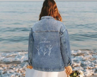 Custom Bride Denim Jacket Personalized Jean Jacket Women's Custom Wedding Jacket with Floral Design Jean Jacket for Bride Gift Mrs Jacket