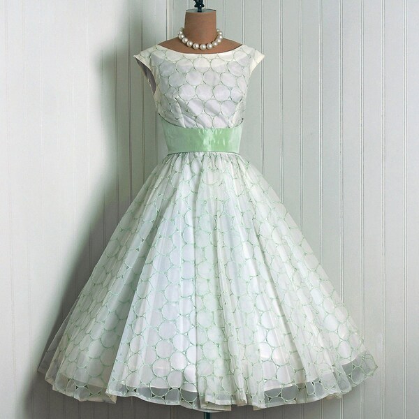 1950's Vintage Polka-Dot Embroidered Mint-Green and Ivory-White Chiffon-Couture Rockabilly Ballerina-Cupcake Full Circle-Skirt Party Dress