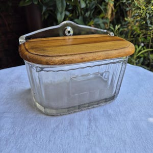 Vintage Salt Box / Salt Cellar with Wood Lid / Danish old box / Clear glass / Country kitchen, Farmhouse decor / Desk storage