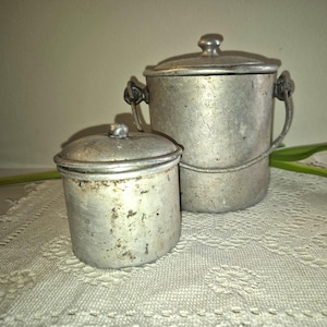 2er Set Vintage Italienisches Küchengeschirr / Aluminiumdose / Aluminium kleiner Topf / Topf mit Griff
