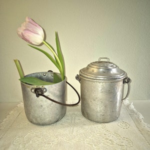 1 von 2 Vintage italienischen Küchengeschirr / Aluminiumdose / Aluminiumtopf / Topf mit Griff