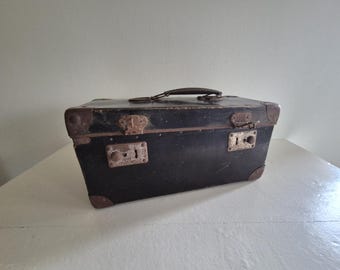 Maleta de cuero antigua – Decoración vintage
