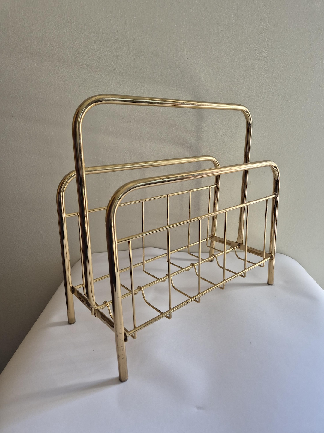 Vintage Metal Magazine Rack in Gold Century / Modern Hollywood Regency ...