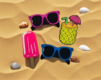Zomertaslabel, zonnebril, ijslolly, bagageaccessoire ananasdrank