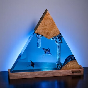 Perfect Handmade Manta Ray Lamp – Ocean Animal LED Night Light – Wooden Sea Life Decor – Ideal Gift for Kids Room, Nursery or Ocean Lovers