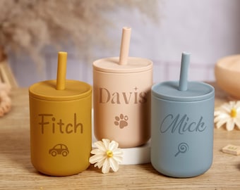 Copo de treinamento personalizado antiderramamento para bebês com canudo, copo com canudo personalizado, copo de silicone para bebês, presentes para o primeiro aniversário