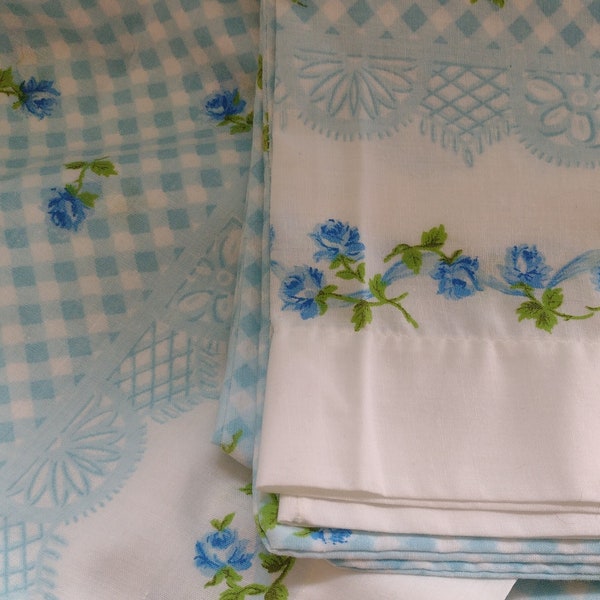 Vintage Blue Rose sheet set. Full Flat and Two Pillowcases - STUNNING blue rose print - Grandmillenial