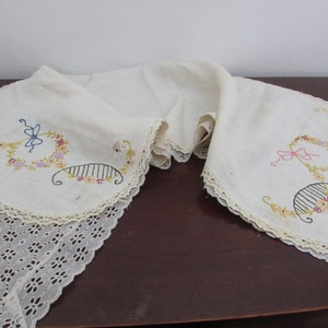 1950s 2 Vintage dresser scarves - Pink Bow - Lace