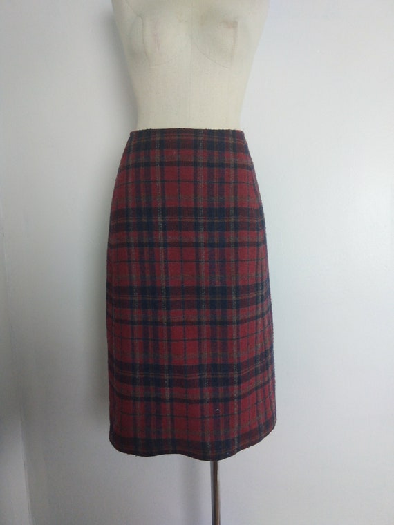 Vintage wool boucle skirt - classic wool plaid - image 8