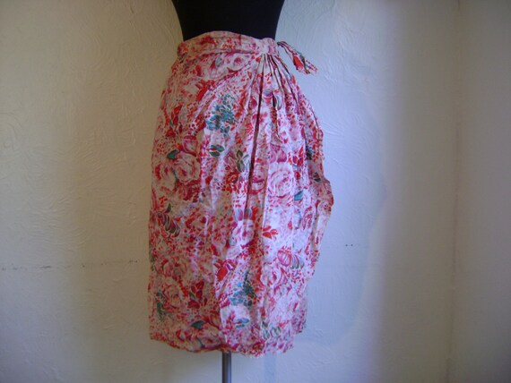 1950's Hawaiian print Vintage wiggle wrap skirt