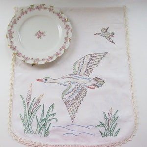Vintage Duck embroidered table runner cute kitschy linen image 1