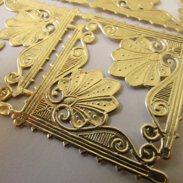 Vintage/Antique Gold Paper Foil Picture corners - Dresden Victorian Scrap Diecut