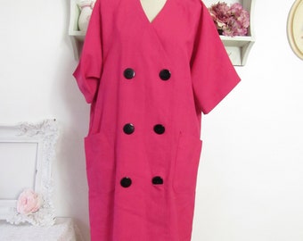 Vintage hot pink linen-like plus size day dress w/pockets. Size 16 loose fit