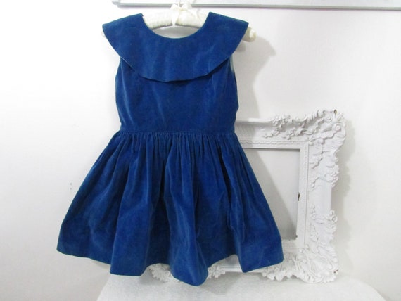 Red Velvet Childs Dress // 1960s Blue Velvet Chri… - image 2