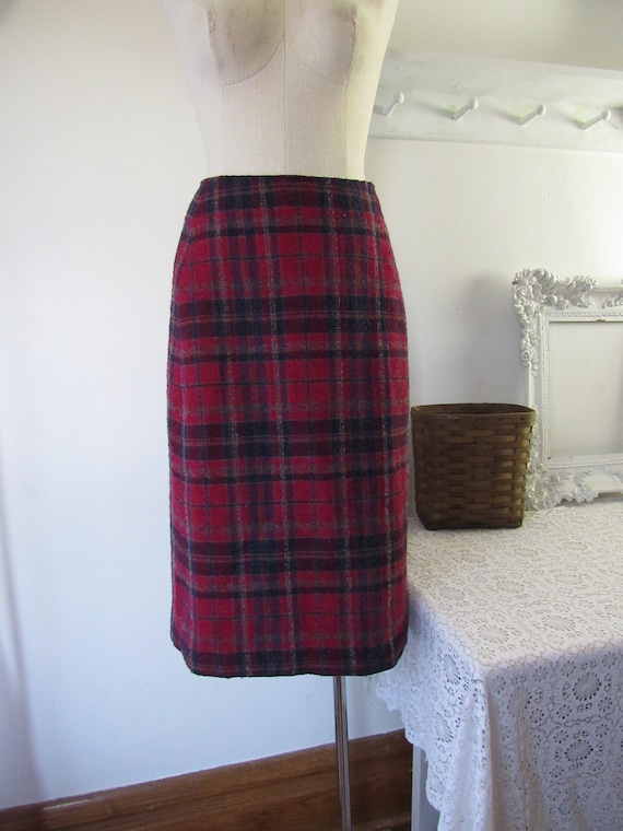 Vintage wool boucle skirt - classic wool plaid - image 1