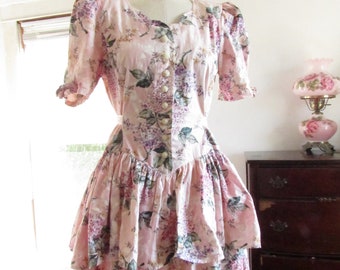 1980s Cute, Ruffley , Fun Party Dress