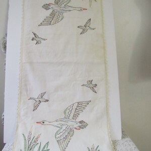 Vintage Duck embroidered table runner cute kitschy linen image 6