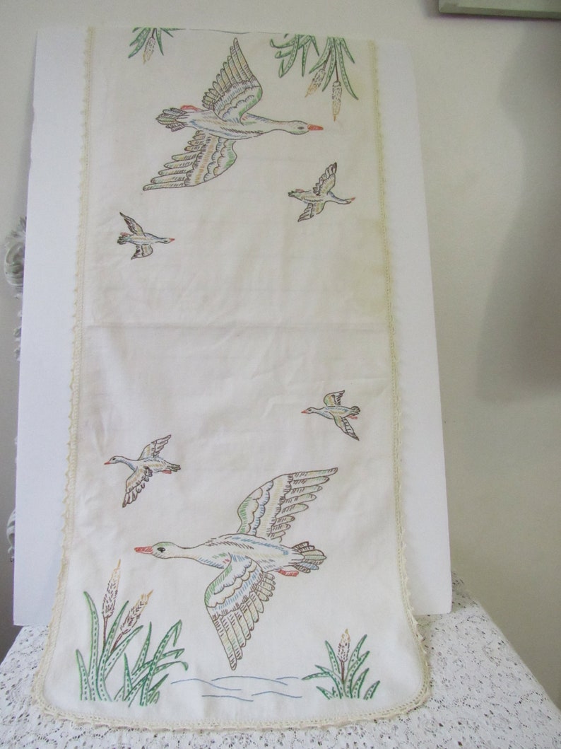 Vintage Duck embroidered table runner cute kitschy linen image 6