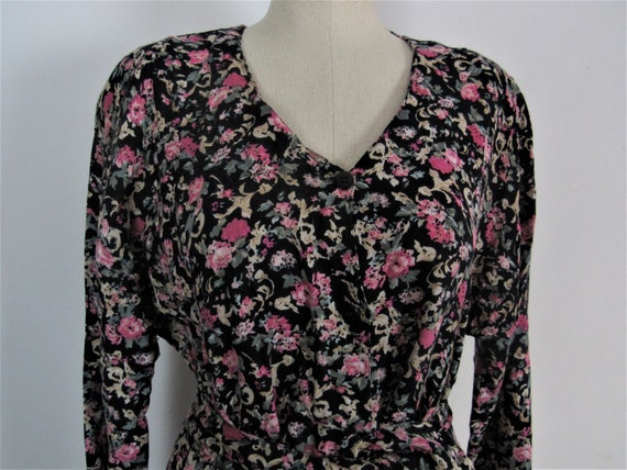 Vintage 80s Rayon floral dress - image 1