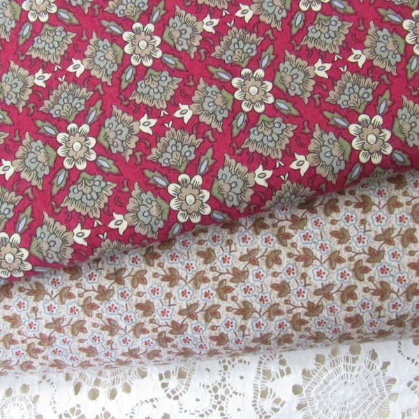 Vintage Quilting Fat Quarter Bundle. Historic Reproduction. Victorian Maroon and tan flourish fabrics - red and tan quilting