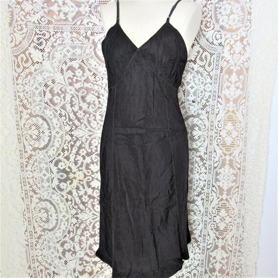 1940s Vintage black satin slip - image 3