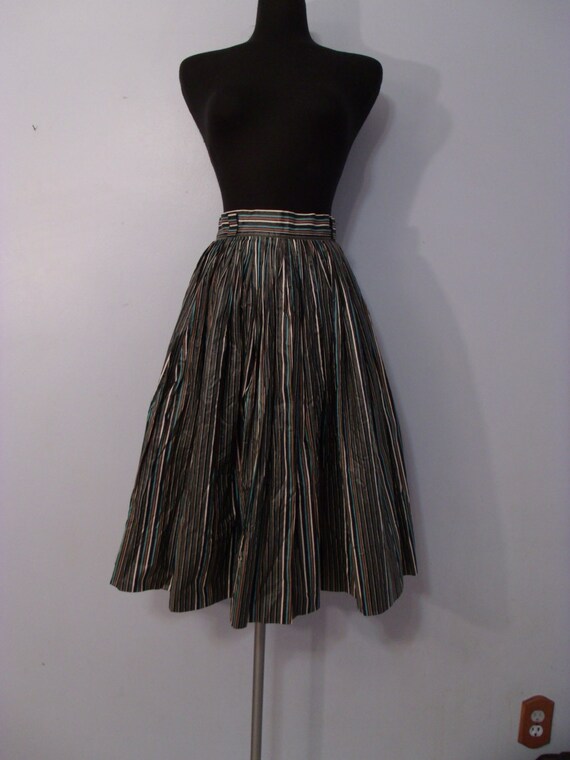 1940s Striped polished cotton skirt, full skirt. F