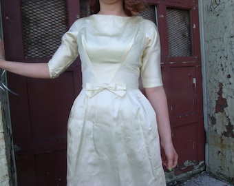 1960s Dreamy Waterfall CApe Bridal Gown - mod structured bodice, detailed 34 inch bust