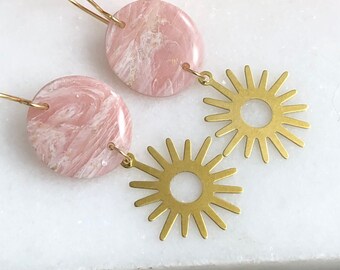 Earrings made with Circles of Pink, White an Gold Marbled Polymer Clay and Brass Suns on 14k Gold Filled Earring Wires PCE-154