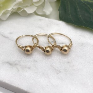 14k Gold Filled Wire Wrapped Ring with a Single, 6mm Seamless Gold Filled Bead GR-15 image 5