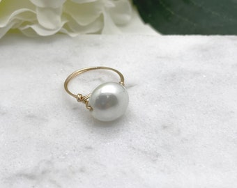 14k Gold Filled Wire Wrapped Ring with a Round, Flat, Mother of Pearl Bead GR-11