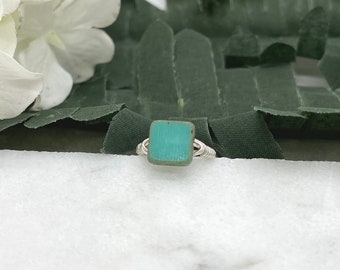 Sterling Silver Wire Wrapped Ring with a Flat, Square Green Czech Glass Bead SR-18