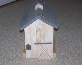 Large White Barn Birdfeeder