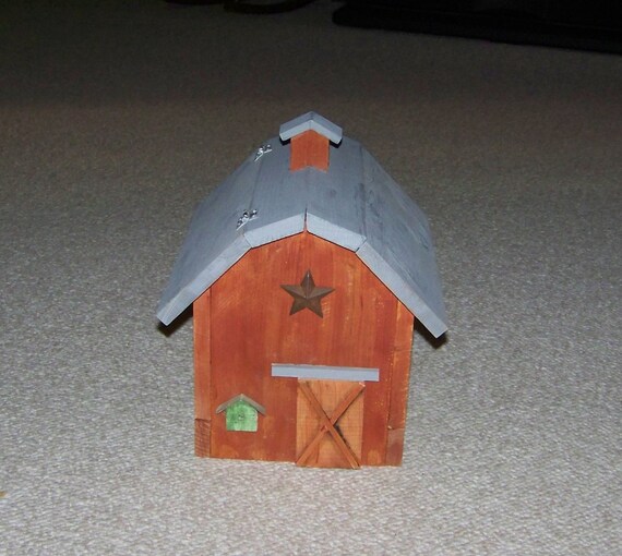 Large Red Barn Birdfeeder Etsy