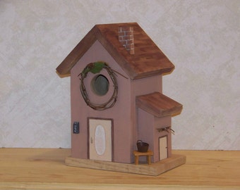 FolkArt  Birdhouse
