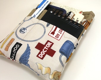 Doctor Print Pocket Organizer: Unisex Scrub & Lab Coat Accessory
