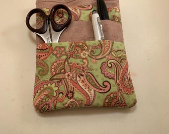 Paisley Nurse Pocket Organizer: Pink and Green Fabric