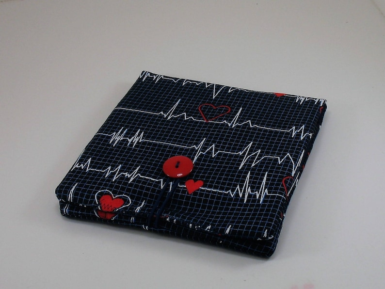 Medical Pocket Organizer - Nurse Scrubs Pocket Case - Two Sizes to choose from - Heartbeat fabric image 2