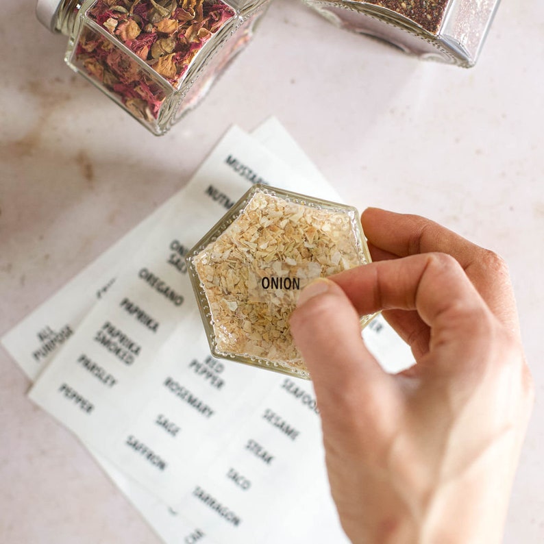 Gneiss Spice Standard Spices Magnetic Glass Jars - Thumbnail 2