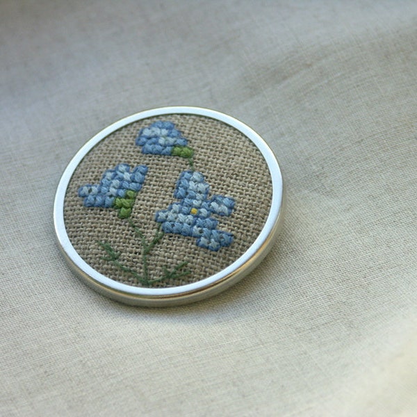 floral emboidered brooch pin  with linen flower on linen fabric