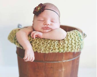 Hand Knit Blanket Baby Photo Prop Newborn Mohair Bucket Filler Knitted Layer Pixie Hat Set Infant Photography Boy Basket Stuffer Green Mat