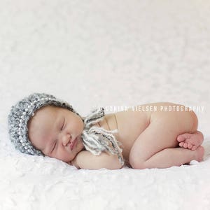 Pearls Bonnet Ready Ship Newborn Girl Photo Prop Hand Knit Hat Baby Shower Gift Coming Home Cap Knitted Infant Photography Outfit Christmas image 1