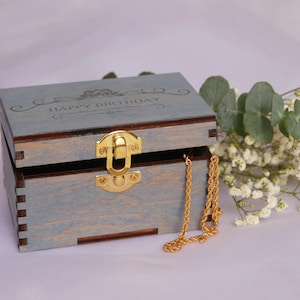 Personalized Memory Wooden, Keepsake Gift Box, Valentine Birthday gifts for Women Best friend Sister Her Stuff Daughter Small gifts,Gift Box