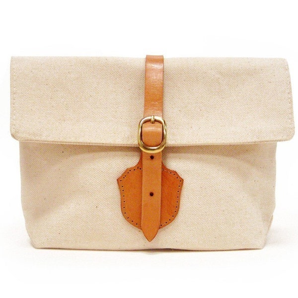 The Shield Clutch in Natural