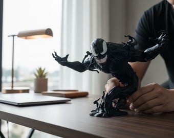 Figura de Venom, para entusiastas de los superhéroes, figura de simbionte, decoración de cómics para fans y coleccionistas de superhéroes, decoración de antihéroes, novedad, tendencia