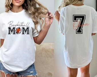 T-shirt de maman de basket-ball : nom et numéro personnalisés - T-shirt aux couleurs confortables, chemise de Noël, cadeau de Noël