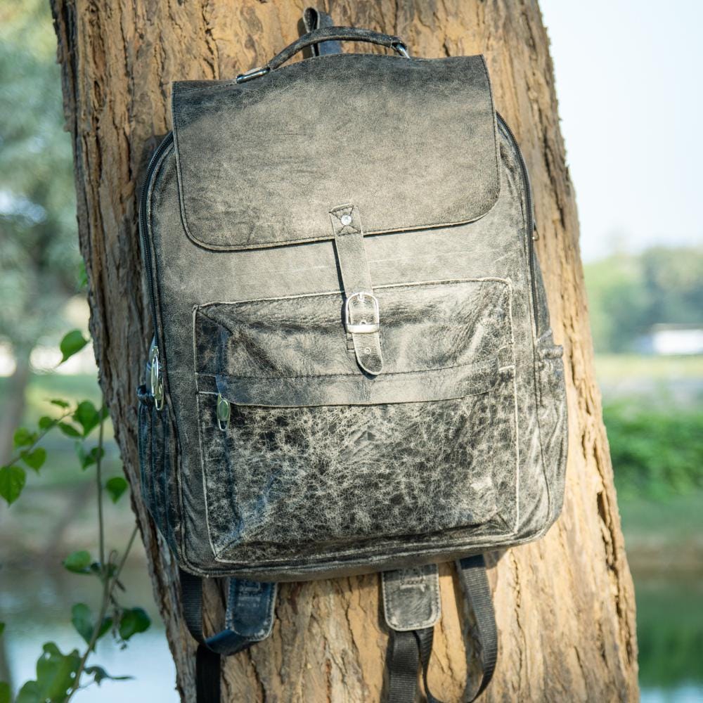 distressed leather backpacks Wild Boar Backpack This leather backpack will last you season after season Handmade Distressed Leather Backpack: Vintage