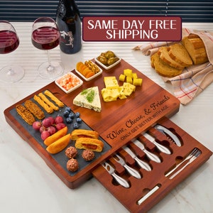 Cutting Board Personalized, Charcuterie Board, Hostess Gift for Couple, Home Gift, Wedding Gift, Housewarming Gift, Unique New Home Gift