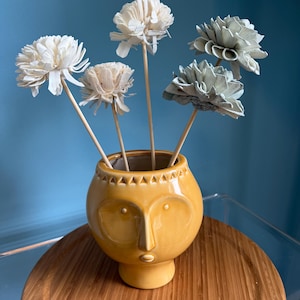 Boho Yellow Face Planter – Sculptural Head Vase in Modernist Style – Glazed Ceramic Pot